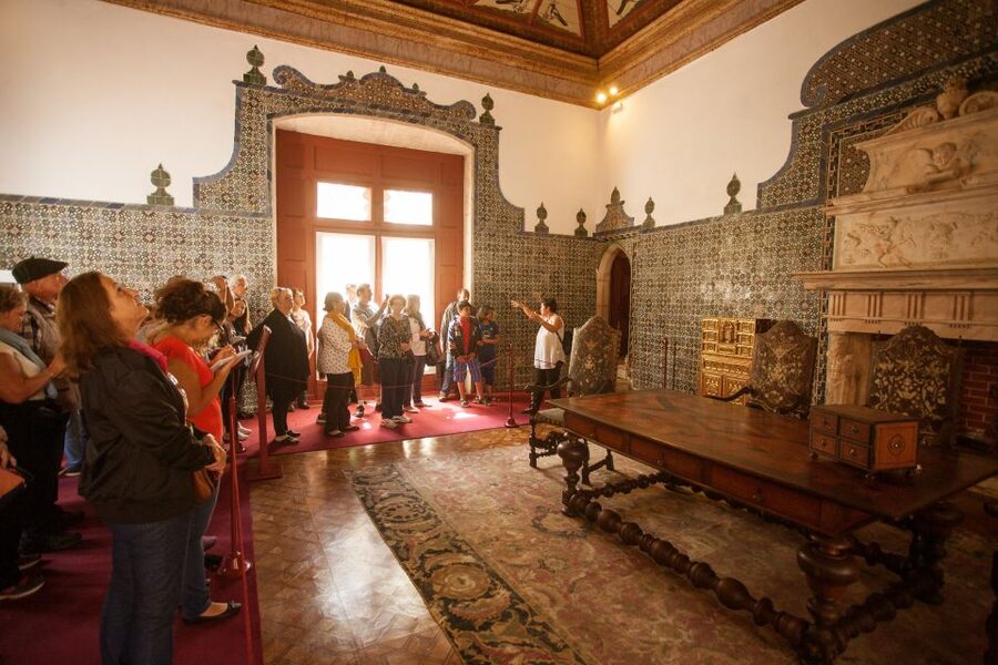 Sintra: National Palace and Gardens Skip-the-Line Ticket - Using the audio guide app