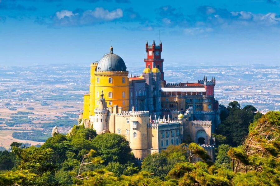 Sintra: Official Public Bus Transport: All Palaces & Castles - What the $15 price really buys you