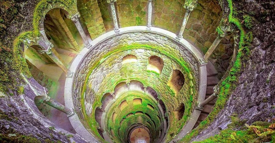 Sintra: Quinta da Regaleira Entry Ticket and Guided Tour - Inside the Gothic palace