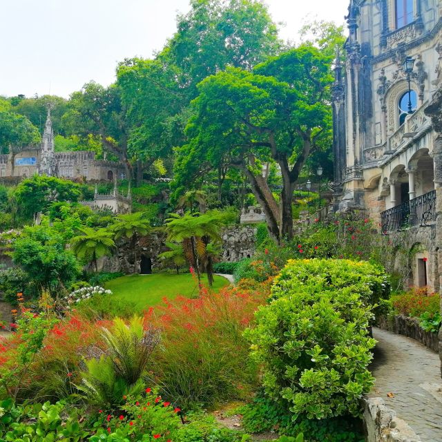 Sintra: Truly Private Tour to Pena Palace & Regaleira - Why a private Sintra day from Lisbon makes sense