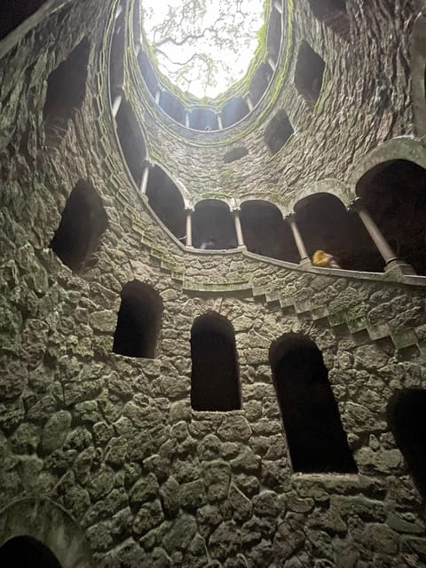 Sintra with a guide: Pena, Regaleira, Roca and Cascais - Quinta da Regaleira and its mysterious gardens