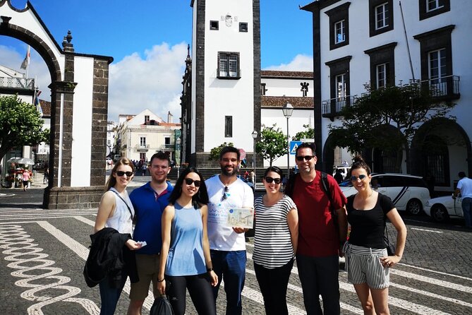 Small-Group Ponta Delgada Food Tour in Azores - Cheese shops and the first proper tastings