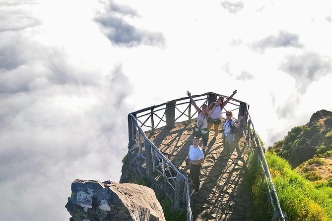 Sunrise Guided Hike PR1 Pico do Areeiro Pico Ruivo small group - How to prepare for the best day