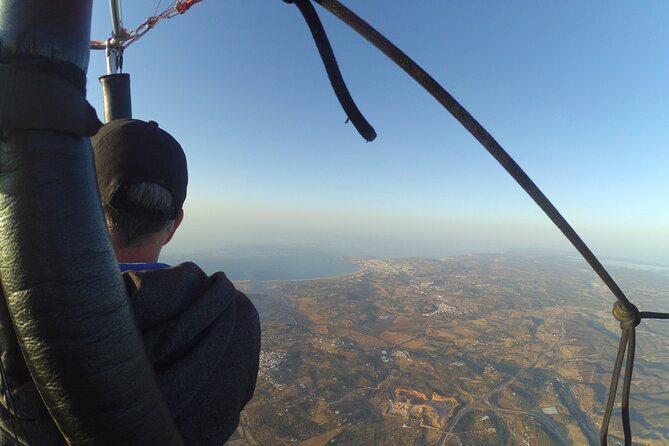 Sunrise Hot Air Balloon Flight in Algarve - Helena and the importance of a steady crew