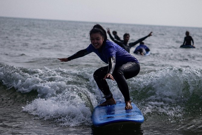 Surf Experience in Cascais - Why Carcavelos is a useful meeting point