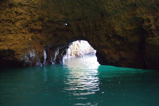 Tour to inside the Caves /Grottos the Ponta da Piedade -Lagos - Key points before you book