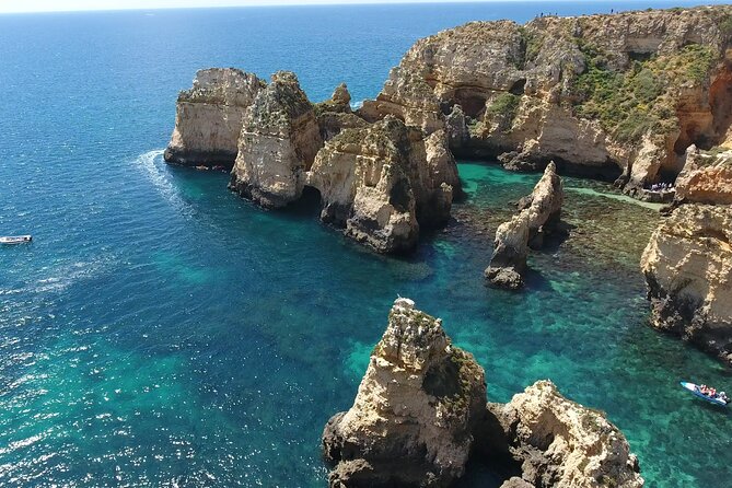 Tour to inside the Caves /Grottos the Ponta da Piedade -Lagos - Entering the caves at Ponta da Piedade