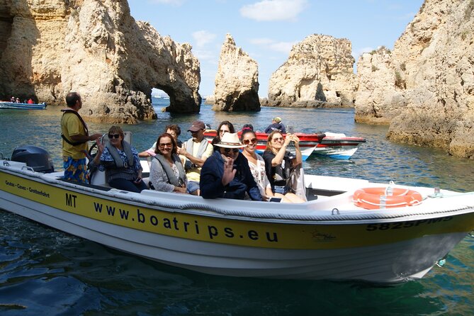 Tour to inside the Caves /Grottos the Ponta da Piedade -Lagos - Guides who mix facts with humor