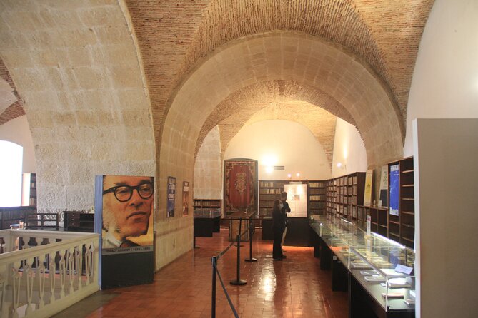 University of Coimbra - more complete and private visit, ticket included - Chapel of São Miguel and the sound of ceremony
