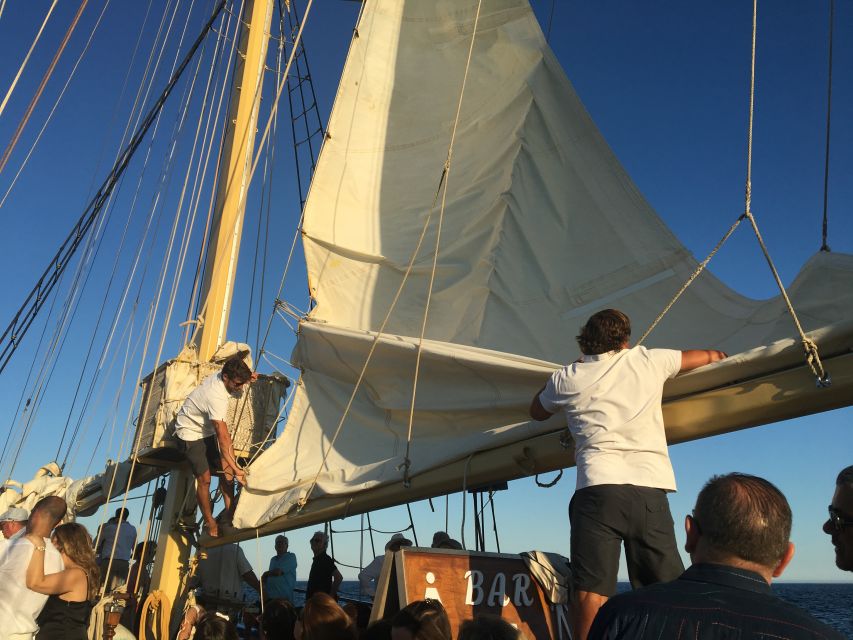 Vilamoura: Algarve Coast 3-Hour Sailing Cruise With Open Bar - Key points to know before sailing