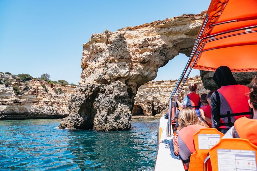 Vilamoura: Benagil Cave Boat Tour with Entry - Comfort, safety, and the ride itself
