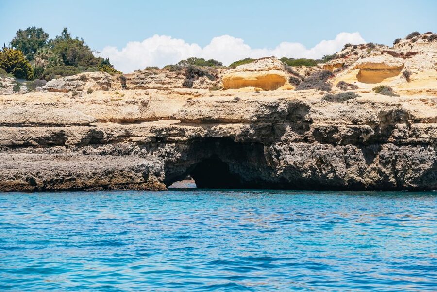 Vilamoura: Benagil Cave Boat Tour with Entry - Timing, delays, and planning your day