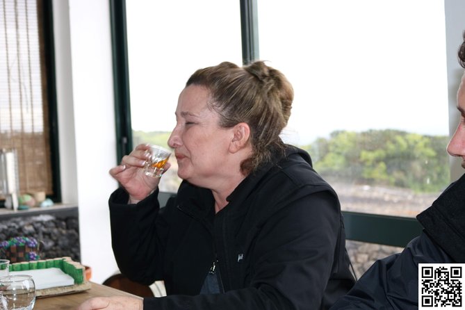 Wines and Moonshines of Terceira - The 4x4 ride reaches roads larger tours miss